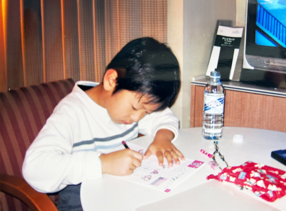 学習中の小川さんです