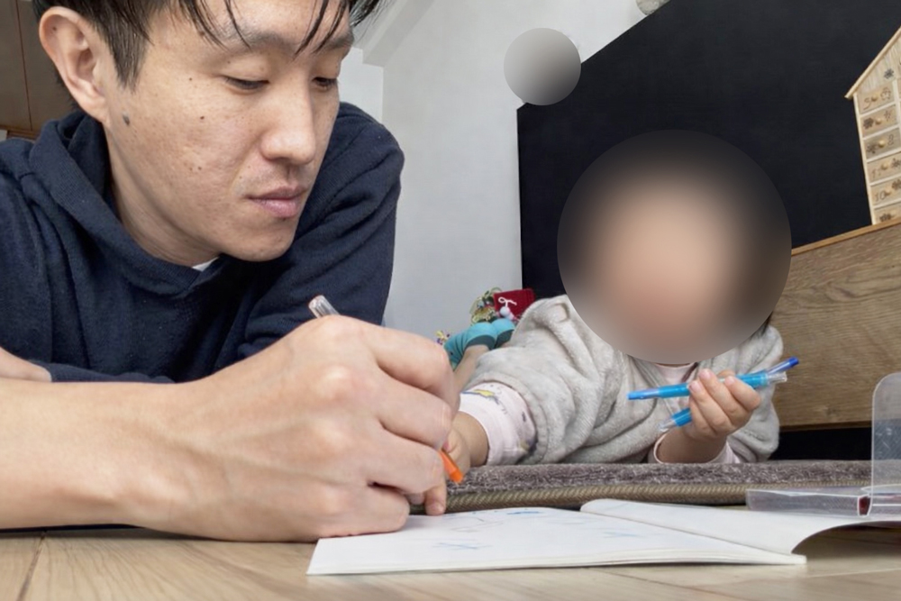 お子さんの学習に寄り添う田中さんです